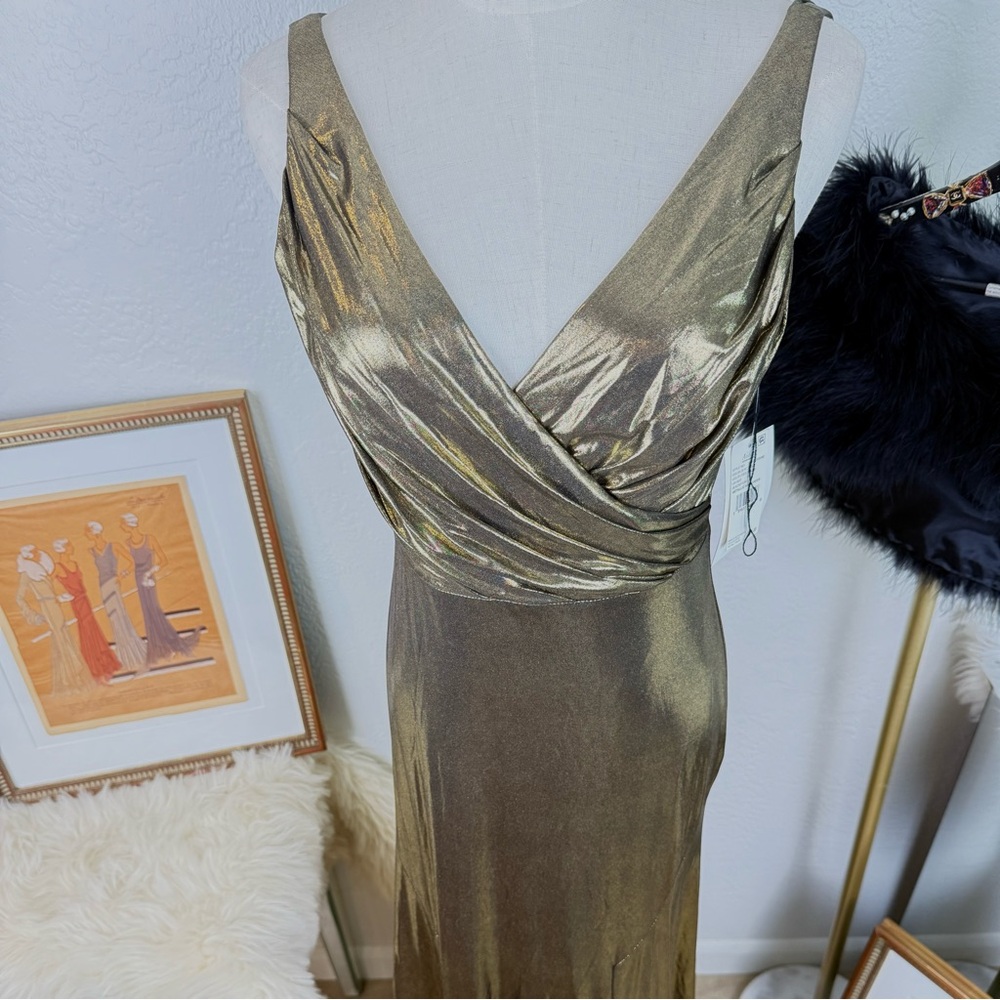 NWT Aidan Mattox Gold‎ Metallic Foiled V-Neck Evening Gown 2 Lame Glam Luxury - Picture 3 of 16